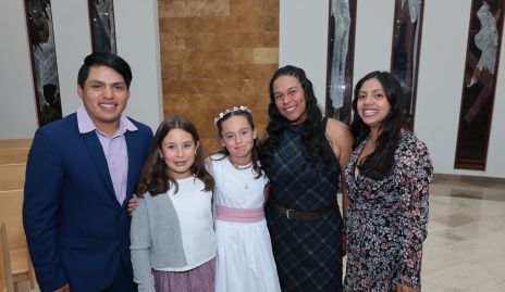  Arturo Ledezma, Emilia Feres, Alika Torres, Carolina Betancourt y Daniela Sierra.