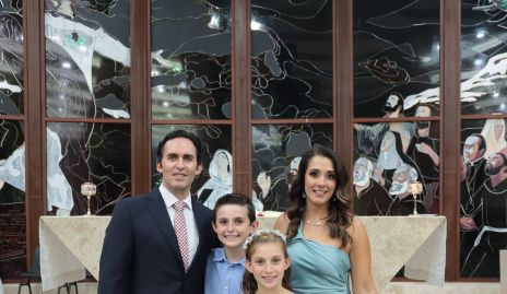  Edgardo Martínez, Matías Martínez, Judith Gómez, Elena Martínez y Andrea Martínez.