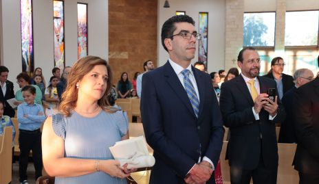  Magdalena Alderete y César Tobías, padrinos de Inés.