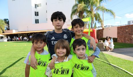  Santi, Guille, Diego, Romeo y Nico.