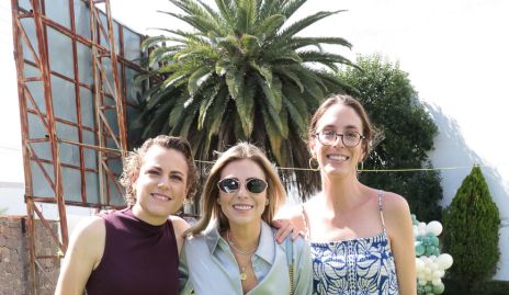  María José Foyo, Claudia Oliva y Patsy Dávila.