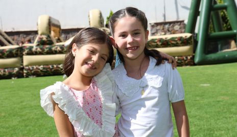  Victoria Ruiz y Lucila Hernández.