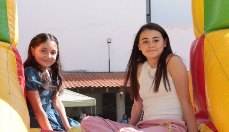  María y Emma Torre.