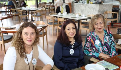  Marisol López, Laura Fonseca y Chela Berrones.
