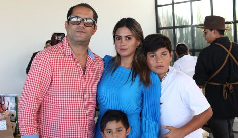  Familia Rojo Berrones.