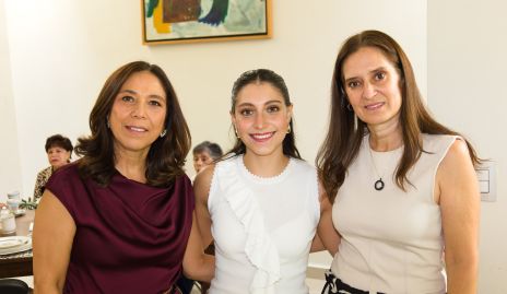  Mónica Ayala, Sofía Padilla y  Griselda Reynoso.
