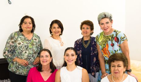  Rosario Hernández, Paty Padilla, Lourdes Padilla, Margarita Padilla, Bertha de los Santos, Sofía Padilla y Carmen Padilla.