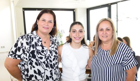  Mercedes Quintanar, Sofía Padilla y Claudia Obregón.