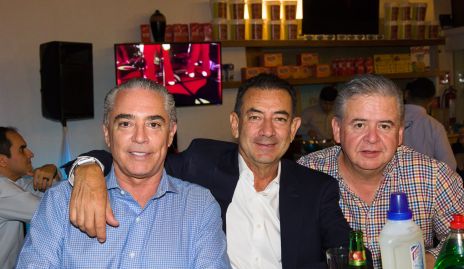  Gerardo Serrano, Polo Córdova y Pepe Pruneda.