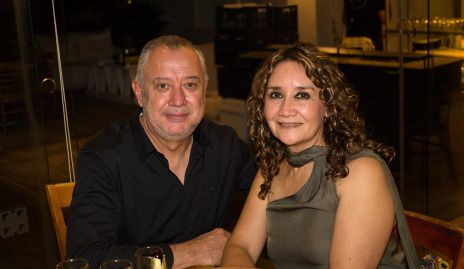  Humberto Berrones y Gina García.