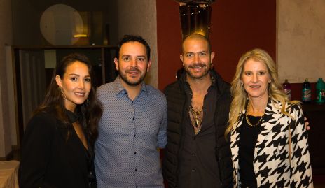  Azucena Ortega, Ricardo Berrones, Fernando Pardeido y Lizet Montejano.