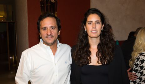  Arturo Enríquez y Jimena Güemes.