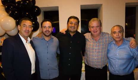  Polo Córdova, Ricardo Berrones,  José Miguel Barrera, Pepe Pruneda y Gerardo Serrano.