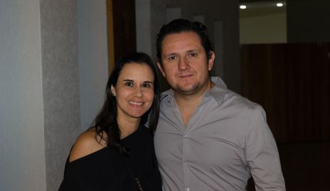  Alejandra Bejarano y Alberto Bejarano.