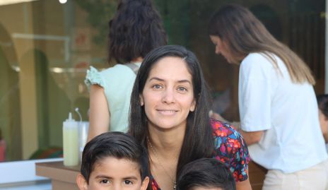  Santiago Torres, María Torres y José María Torres.