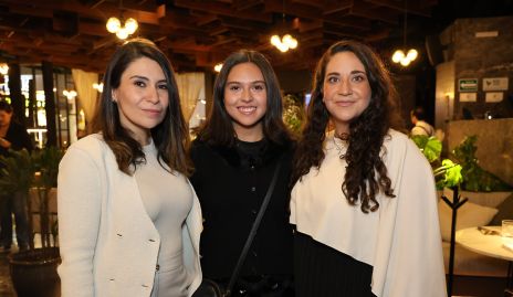  Anabel Núñez, María José González y Lore Cantú.