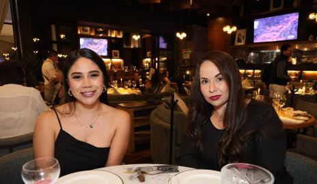  Adriana García y Fernanda Suárez.