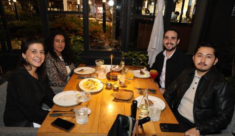  María Fernanda Solís, Verónica Ramírez, Juan Carlos Aguilar y José Adrian Ramírez.