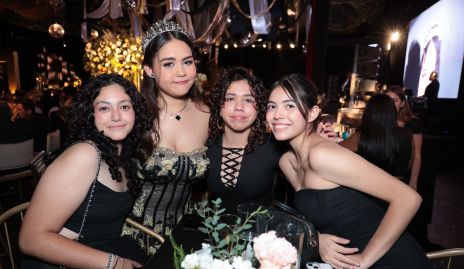  Camila Ochoa, Ayari Malillany Yusseff, Elisa Sesma y Diana.