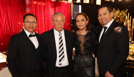  Ricardo Oliva, Benjamín Oliva, Thalía Gabriela Oliva y Benjamín Oliva.