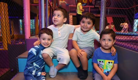  José Pablo, Santiago y Samuel.