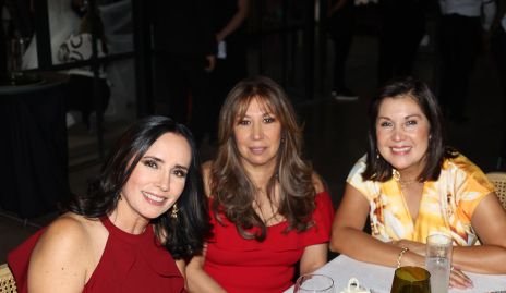  Alma Méndez, Edith Muñoz y Marisol Reyna.
