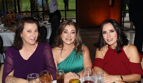  Corina Ferrari, Lupita Rivera y Alma Méndez.