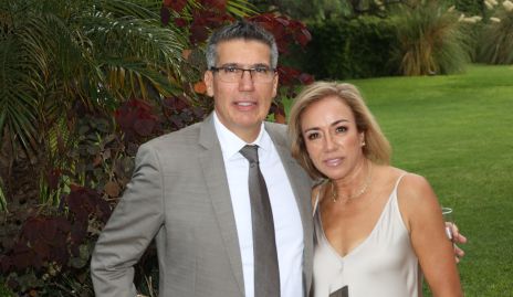  Mauricio Alcalde y Karina Ramos.