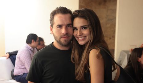  Rodrigo García y Paulina González.