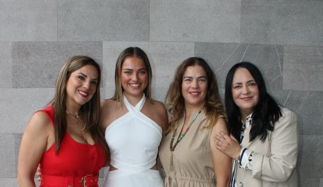  Ginny Campos, Silvia Olivares, Silvia Garza y Sonia Romero.