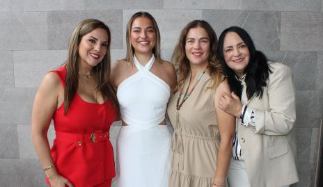  Ginny Campos, Silvia Olivares, Silvia Garza y Sonia Romero.