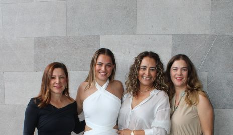  Sheila Cruz, Silvia Olivares, Paty Lara y Silvia Garza.