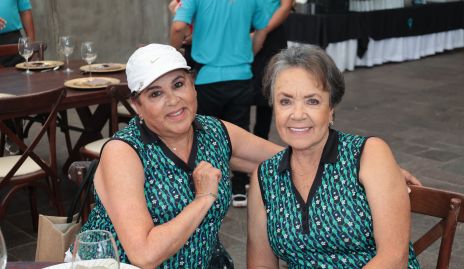  Raquelín Higuera y Estela Franco.