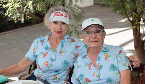  Rosa Basurto y Tita López.