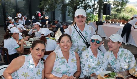  Ana Lucía, Paty Arriola, Erika Acceso, Toli Villarreal, y Norma Luna.