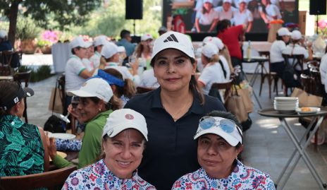  Ana Ru Moreno, Rebeca Ríos y Mirna Coro.