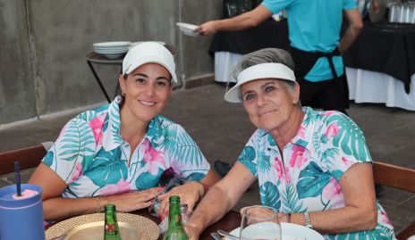 Mariana González y Ana Laura Azcárraga.
