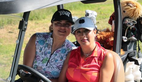  Cynthia Ordaz y Leoncia Sandoval.