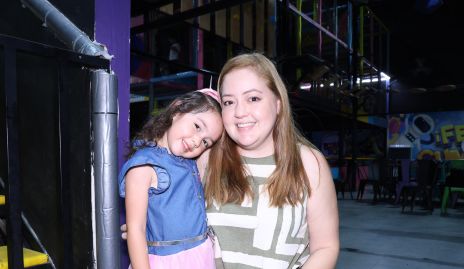  Bárbara y Gaby Romano.