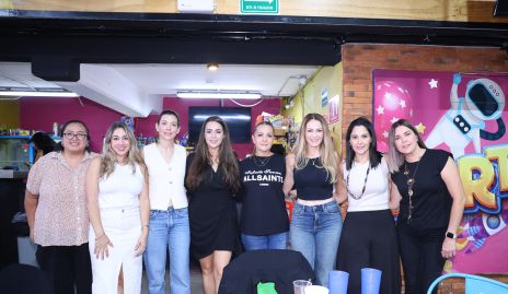  Nayelli Luna y sus amigas.