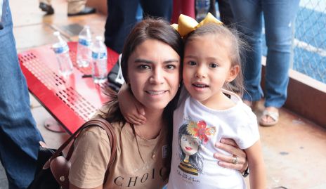  Gladys Castro y María Julia Nava.