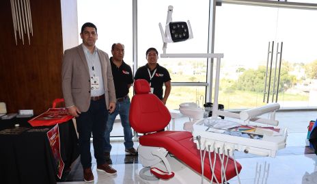  Antonio Bautista, Pedro y Luczemil Lara.