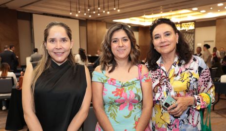  Leticia Mariana Gómez, Lorena Villa y Edelmira Gónzález.