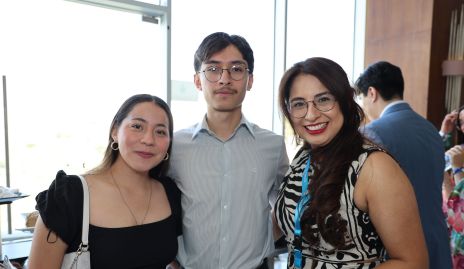  Salma Palacios, Cristian Rangel y Edith Lara.