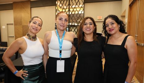  Guadalupe Medlich, María del Carmen Vázquez, Beatriz Montes y Claudia Osorio Reues.