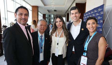  Francisco Javier Tejeda, Javier Castro, Paola Alejandra, Daniel Argüelles y Natalia Ostos.