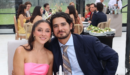  Krista Garza y Emiliano Martínez. 