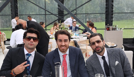  Santiago Contón y Alonso Martínez y Eloi Vallina.