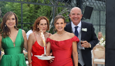  Claudia Terrazas celebrando su cumpleaños.