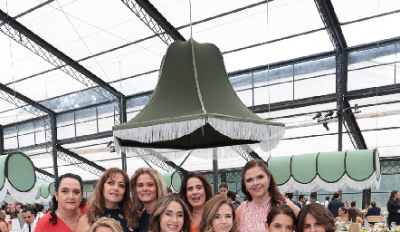  Ceci Hernández, Claudia Altamirano, Marcela Benavente, Ana Paula Gutiérrez, Ceci Ponce, Carmenchu, Liz Stevens, Sigrid Werge, Daniela Calderón y Vero Malo.